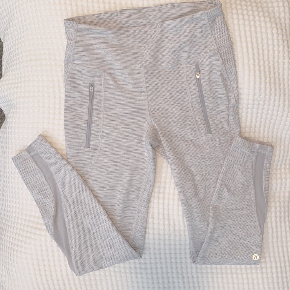 Lululemon Invigorate leggings size 6 NWOT - Never worn - Picture 6 of 7